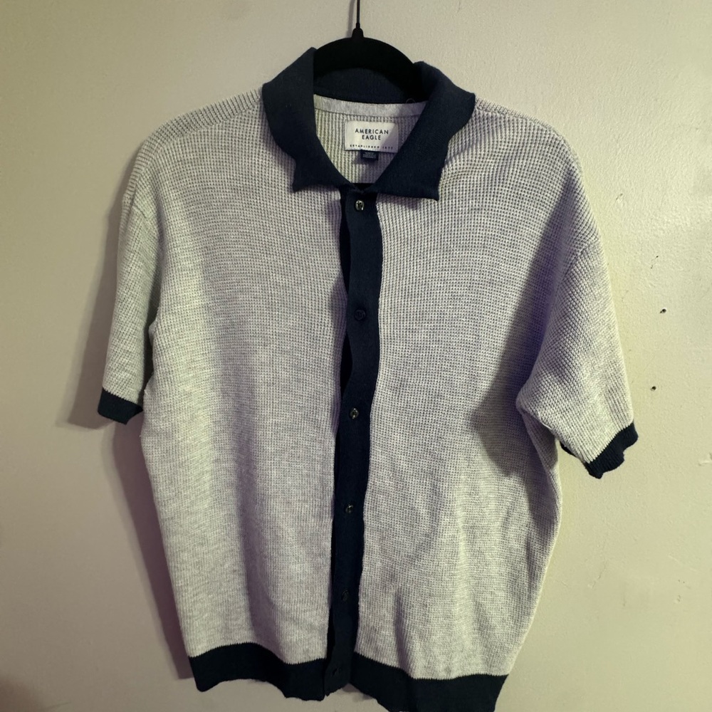 American eagle Men’s collard shirt